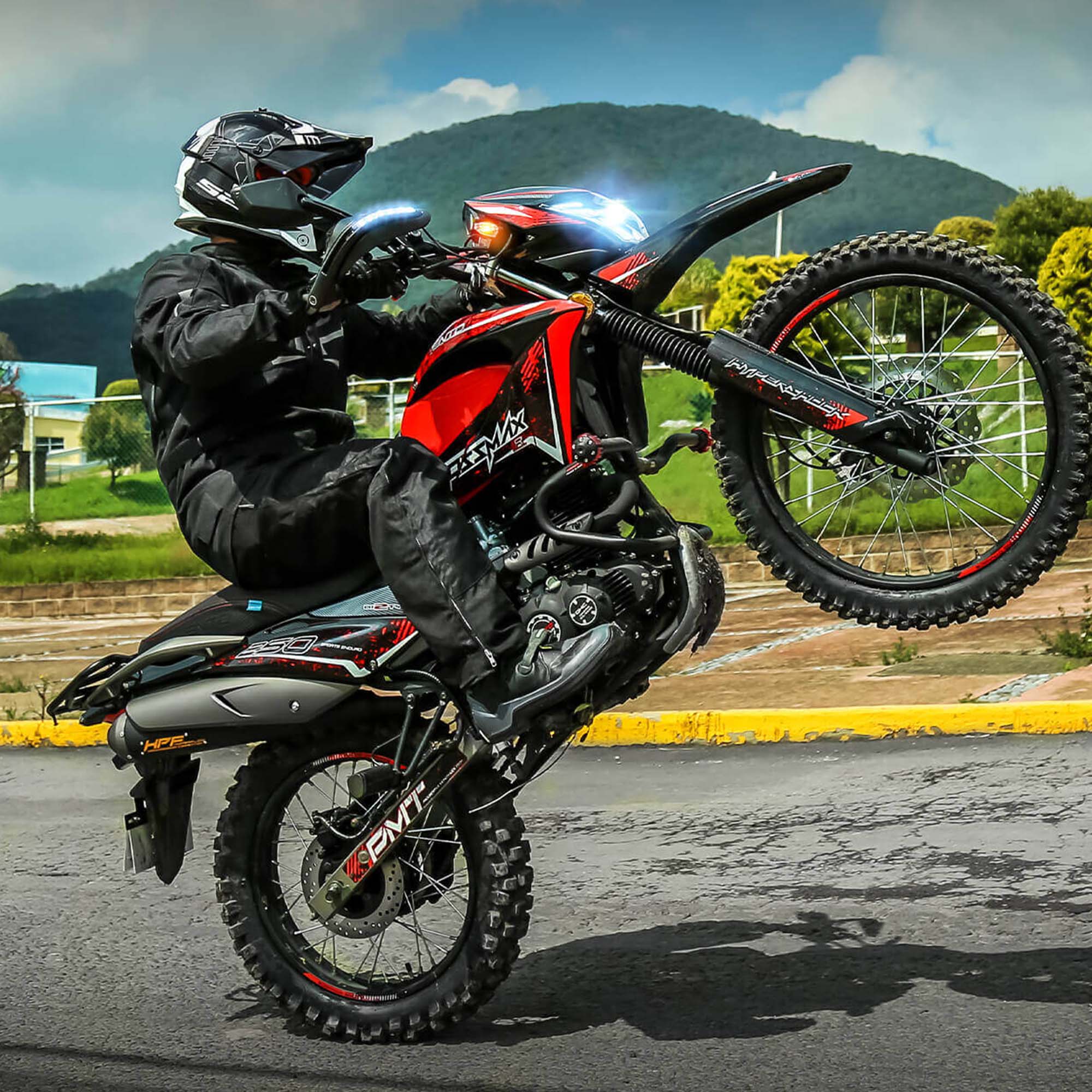 Bicimex Detalles Motocicleta Vento Crossmax pro 250cc negro 2024